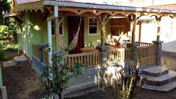Studio Cabin | Premium bedding, soundproofing, free WiFi