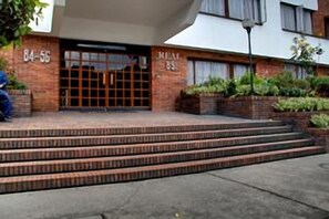 Apartment, 1 Bedroom | Front of property - Suites Real 85 (Bogota)