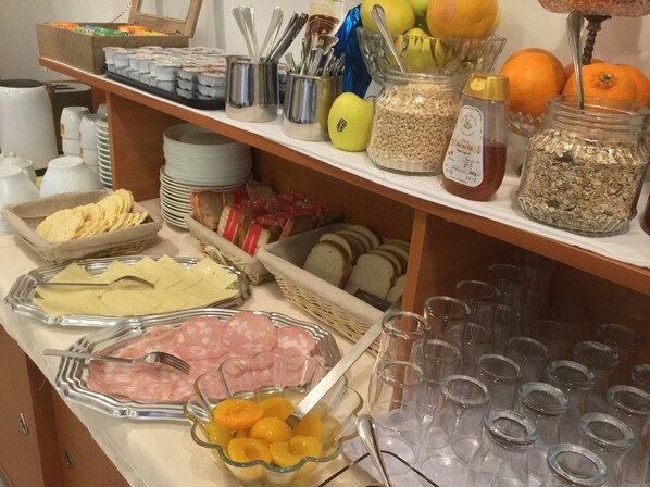 Petit déjeuner continental compris tous les jours