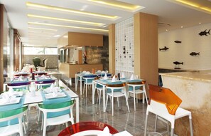 Daily cooked-to-order breakfast for a fee - Kleopatra Suit Hotel  (Alanya)