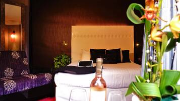 Superior Room, Bathtub, Terrace | Terrace/patio