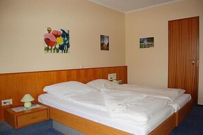 Cribs/infant beds, free WiFi - Hotel Hohenzollern (Schleswig)