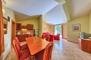 Apartment, 1 Bedroom, Balcony, Sea View | Living area - Apartments Ruzmarin (Rogoznica)