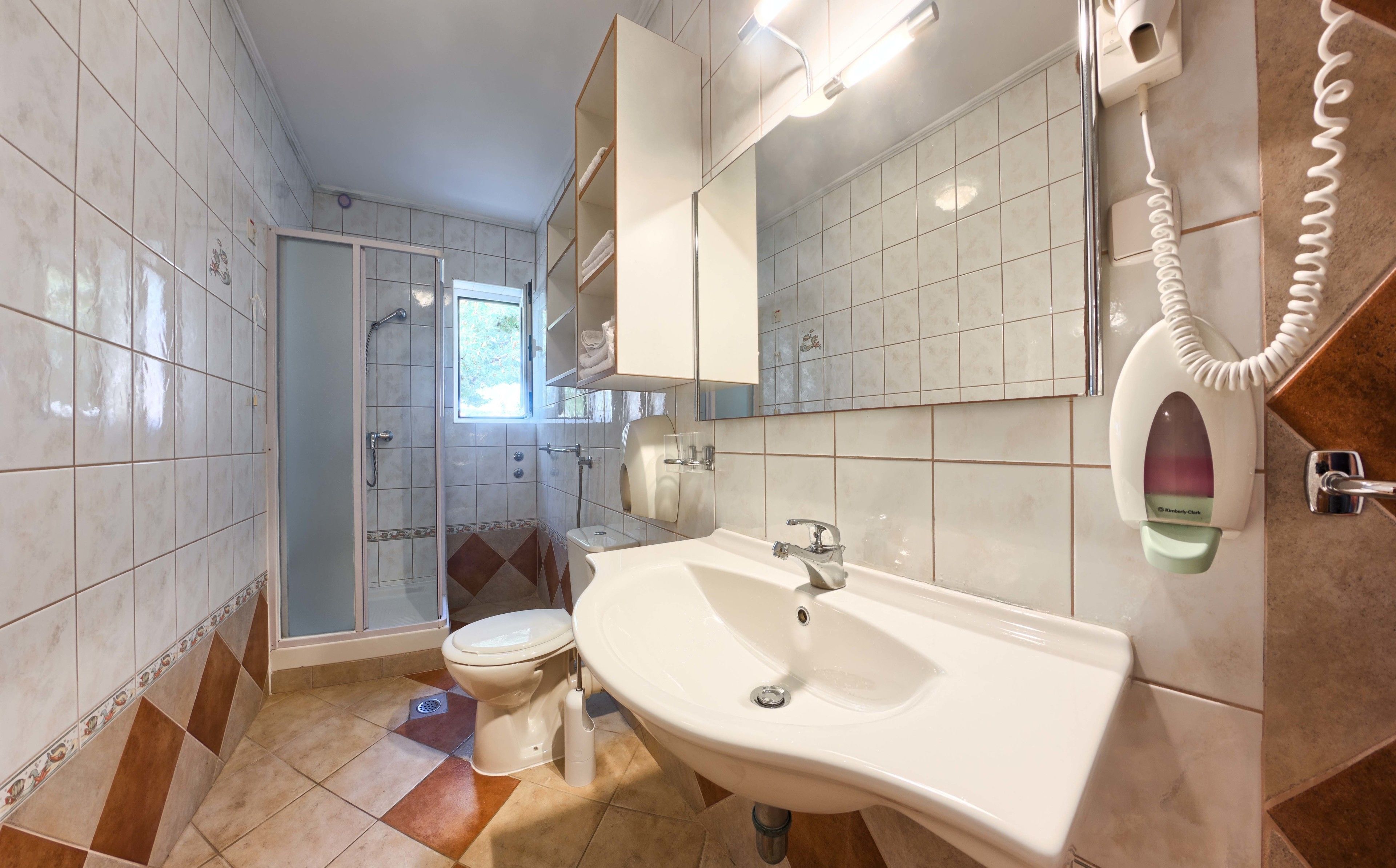 Apartment, 1 Bedroom, Balcony, Sea View | Bathroom | Hair dryer, towels