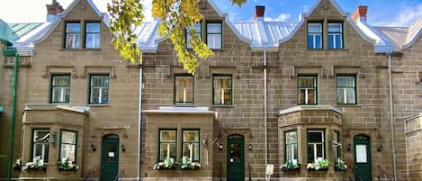 Façade de l’hébergement