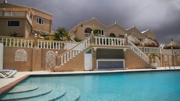 Appartamento Basic, 2 camere da letto, vista piscina | Vista dalla camera