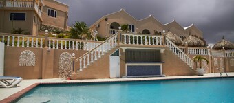 Piscadera Seaview Apartments