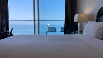 Deluxe Room, 1 Double Bed, Non Smoking (Oceanfront View) | In-room safe, desk, free WiFi, bed sheets