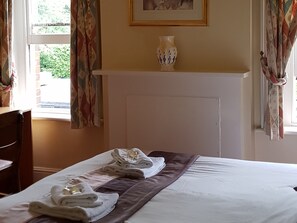 Room - The Inn On The Green (Dorking)