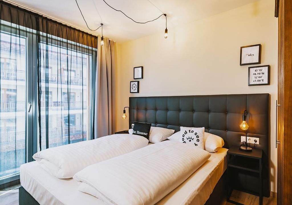 In-room safe, free cribs/infant beds, free WiFi, wheelchair access