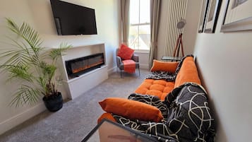 Premium bedding, individually decorated, blackout drapes, soundproofing