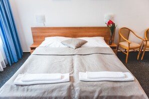 Habitació doble | Caixa forta a l'habitació, planxa i posts de planxar i wifi gratuïta 