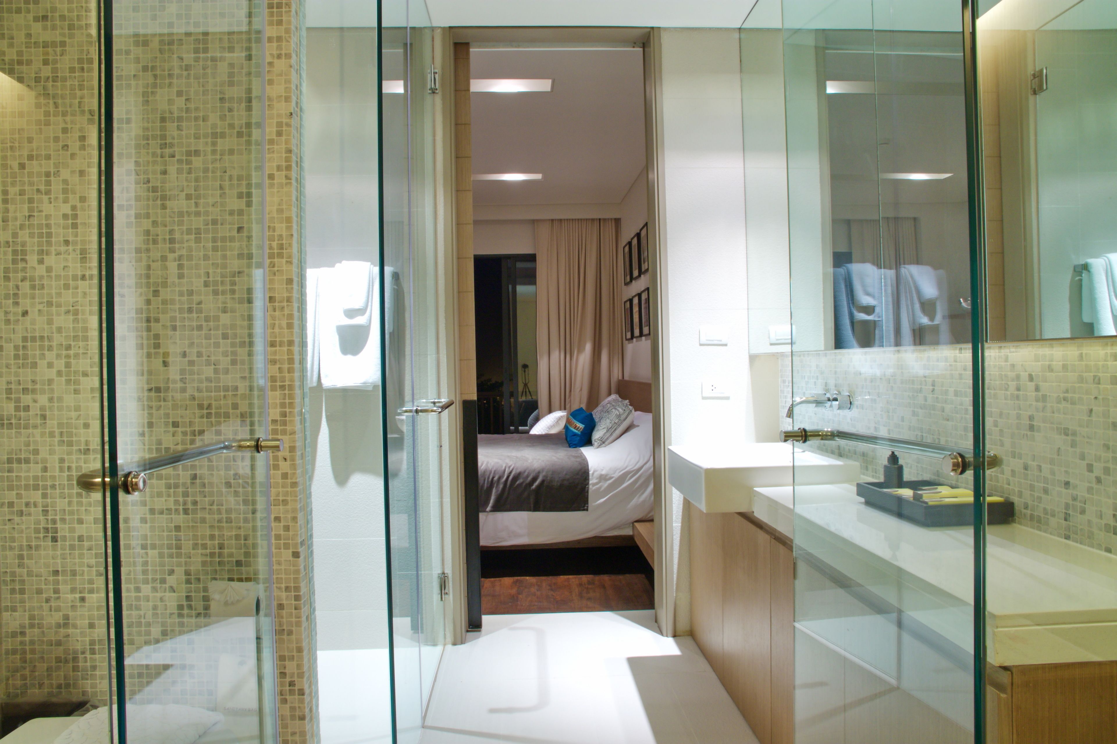 comfort studio, garden view | bathroom | rainfall showerhead, free toiletries, hair dryer, bathrobes