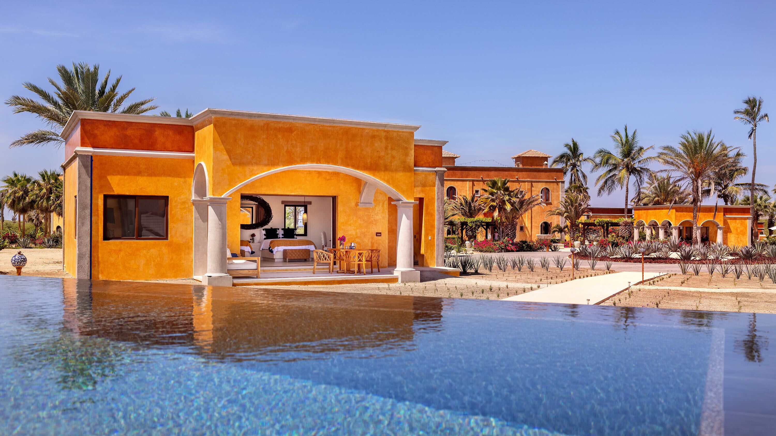 迷你吧（备有免费物品）、客房内保险箱、笔记本电脑工作区、熨斗/熨衣板