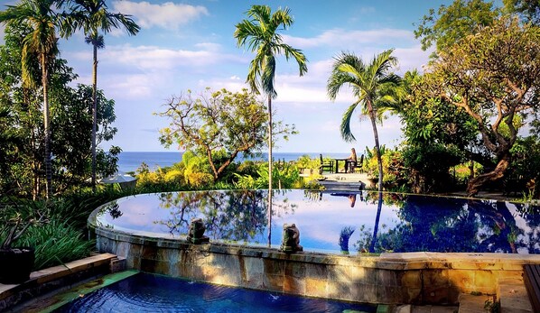 Outdoor pool - Zen Resort Bali (Buleleng)