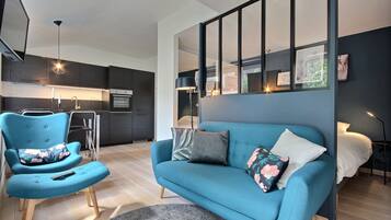 Studio (Li Tore 3) | Living area | TV