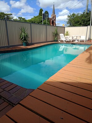 Outdoor pool - Annerley Motor Inn (Annerley)