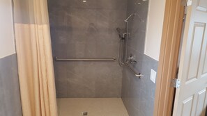 Basic Single Room, 1 Queen Bed, Accessible | Bathroom | Hair dryer, towels - Bay Bridge Inn (Oakland)