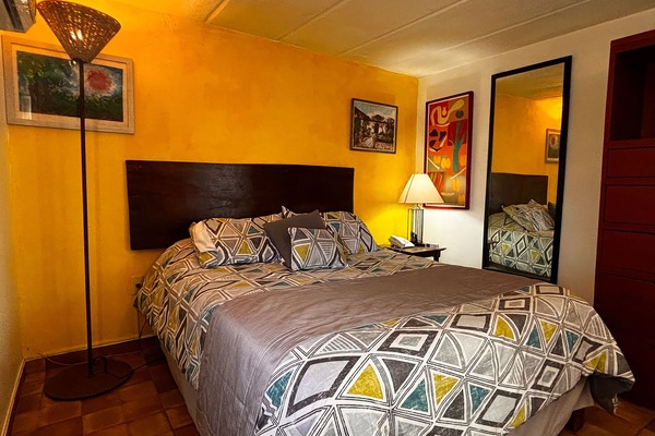 Room | Individually decorated, individually furnished, desk, iron/ironing board