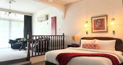 Victoria House Motor Inn