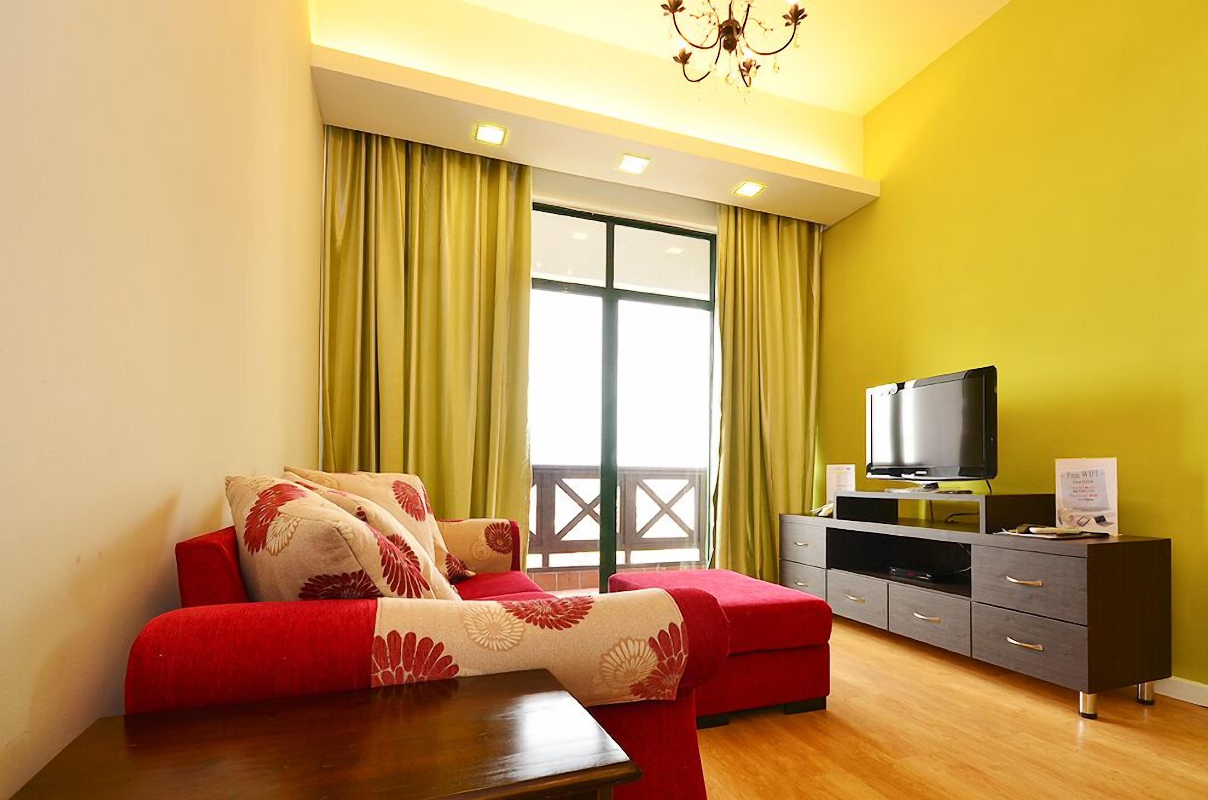 Deluxe Apartment, 2 Bedrooms, Non Smoking, City View | Living room