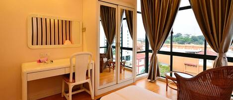 In-room safe, desk, soundproofing, iron/ironing board