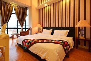 In-room safe, desk, soundproofing, iron/ironing board