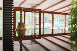 Check-in-/Check-out-Schalter