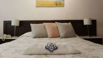 Doble | Berços grátis, Wi-Fi de cortesia, roupa de cama