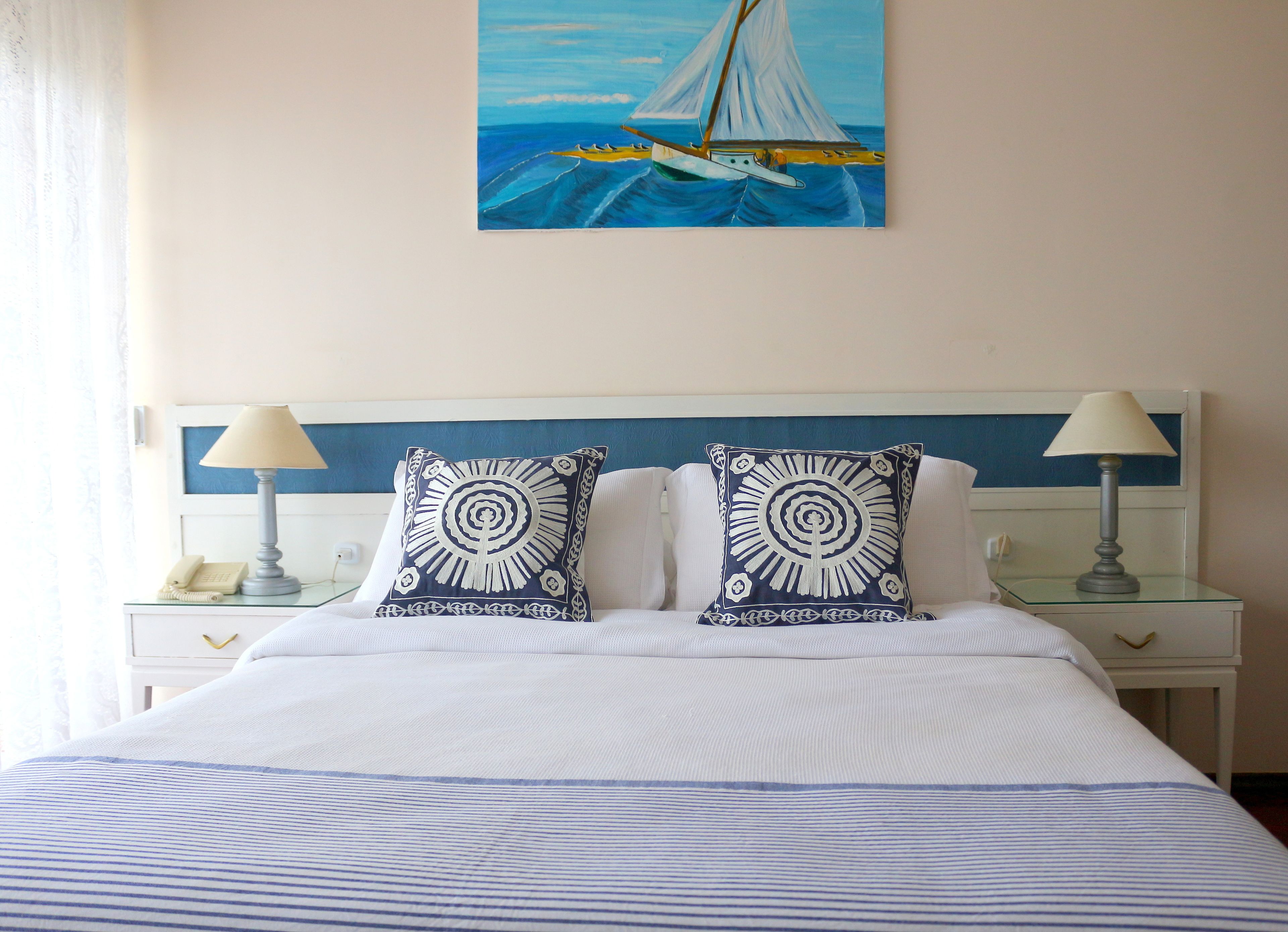 Doble | Berços grátis, Wi-Fi de cortesia, roupa de cama