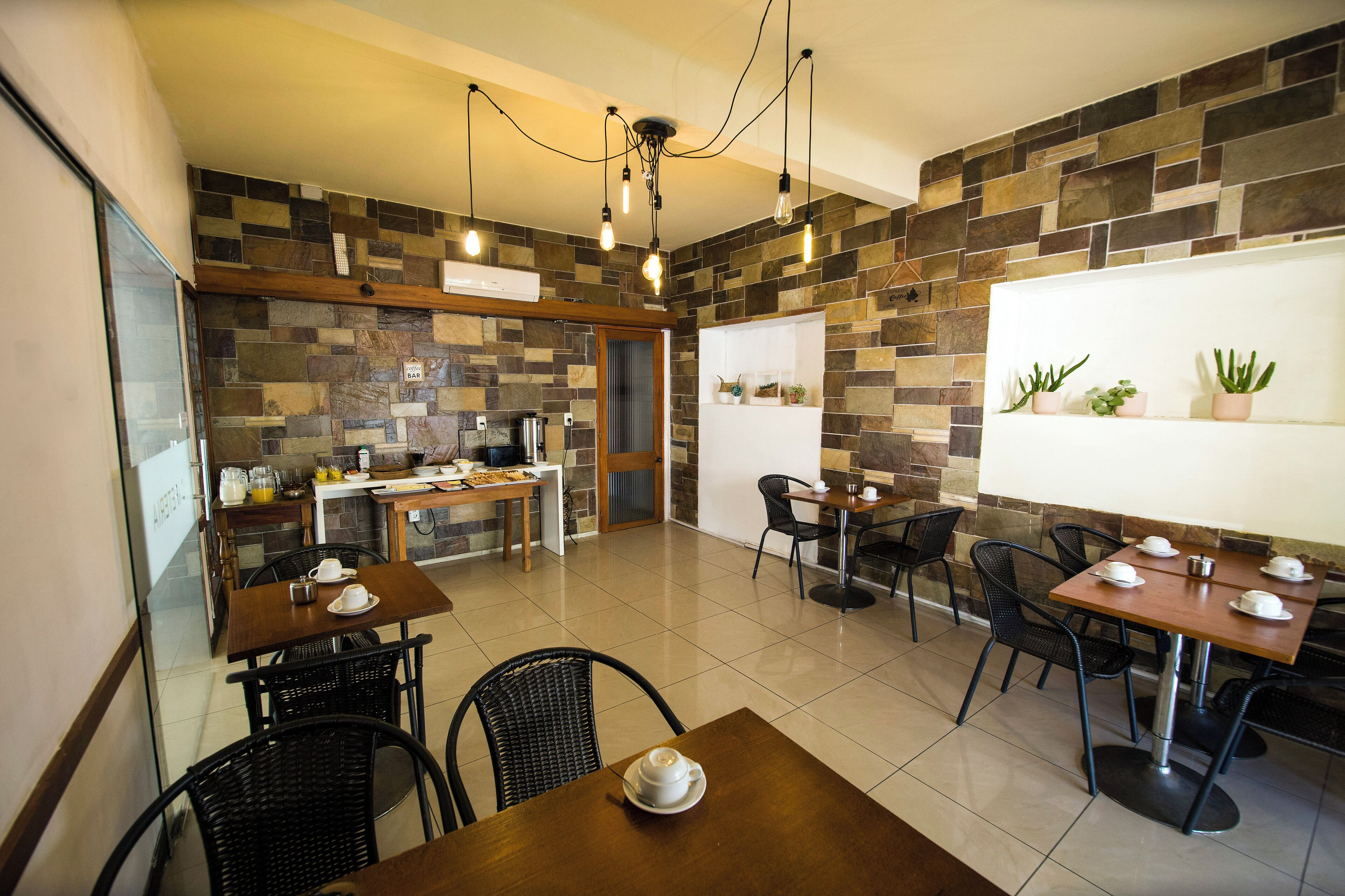 Daily continental breakfast (USD 5 per person)