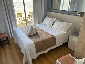 Economy Double Room | Minibar, free WiFi - Hotel Playa Brava (Punta del Este)
