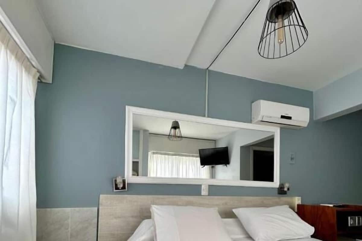 Economy Double Room | Minibar, free WiFi