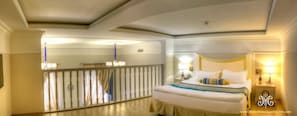 Deluxe Duplex | Minibar, in-room safe, desk, soundproofing - Metro Hotel Apartments (Odesa)