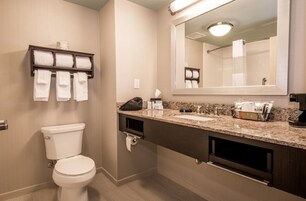 Bañera con ducha, cabezal de ducha con hidromasaje