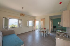 Studio, Sea View | Soundproofing, free WiFi, wheelchair access