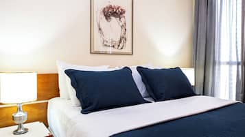 Suite Premium | Bureau, Wi-Fi gratuit, draps fournis