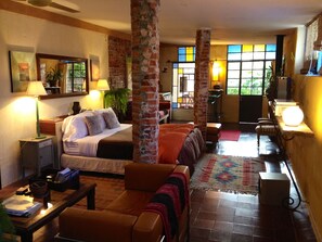 Apartment, 1 Double Bed, Balcony (Atelier) | Desk, free WiFi, bed sheets - Colonia Suite Apartments (Colonia del Sacramento)