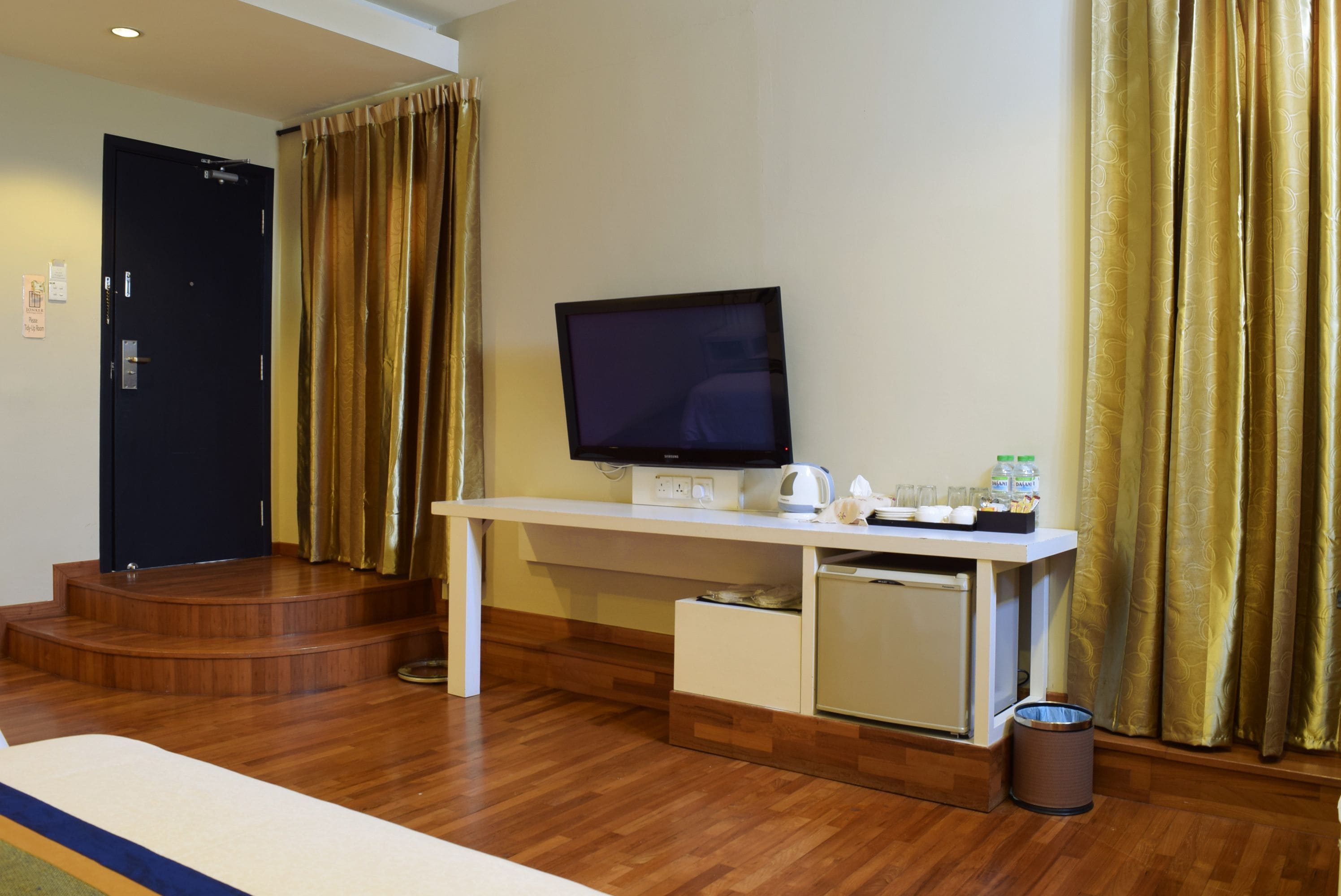 grand deluxe family room | premium bedding, minibar, in-room safe, desk