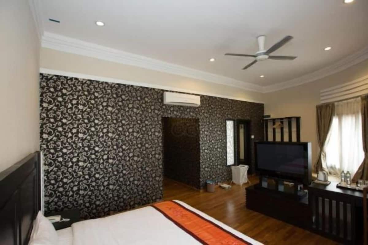 1 dormitorio, ropa de cama de alta calidad, minibar y caja fuerte