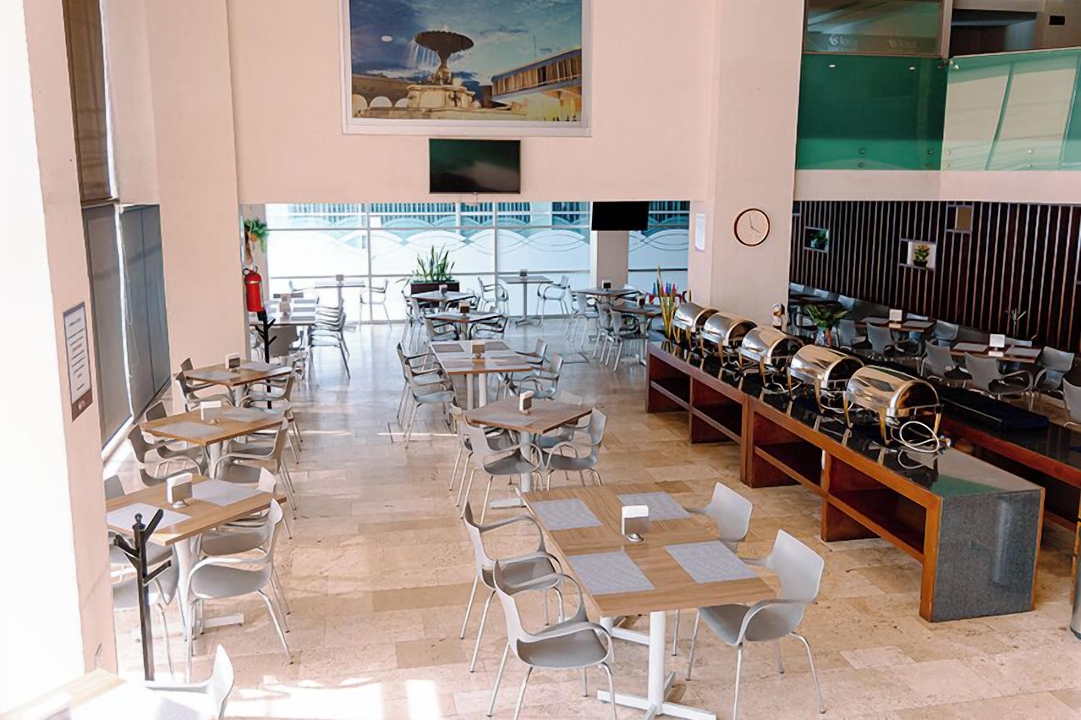 Frokost serveres, meksikanske retter