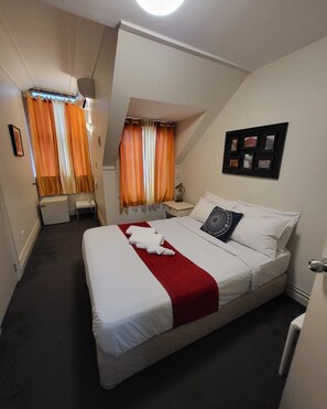 Double Room, 1 Queen Bed | Iron/ironing board, free WiFi, bed sheets - The Shakespeare Hotel (Auckland)