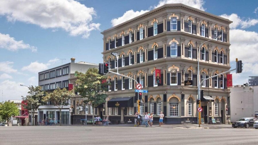 アルビオン オブ オークランド