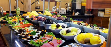 Free daily full breakfast