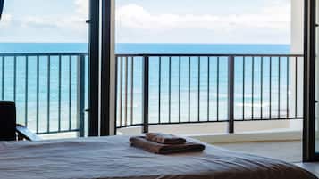 Quarto duplo, vista para o mar | Escrivaninha, Wi-Fi de cortesia