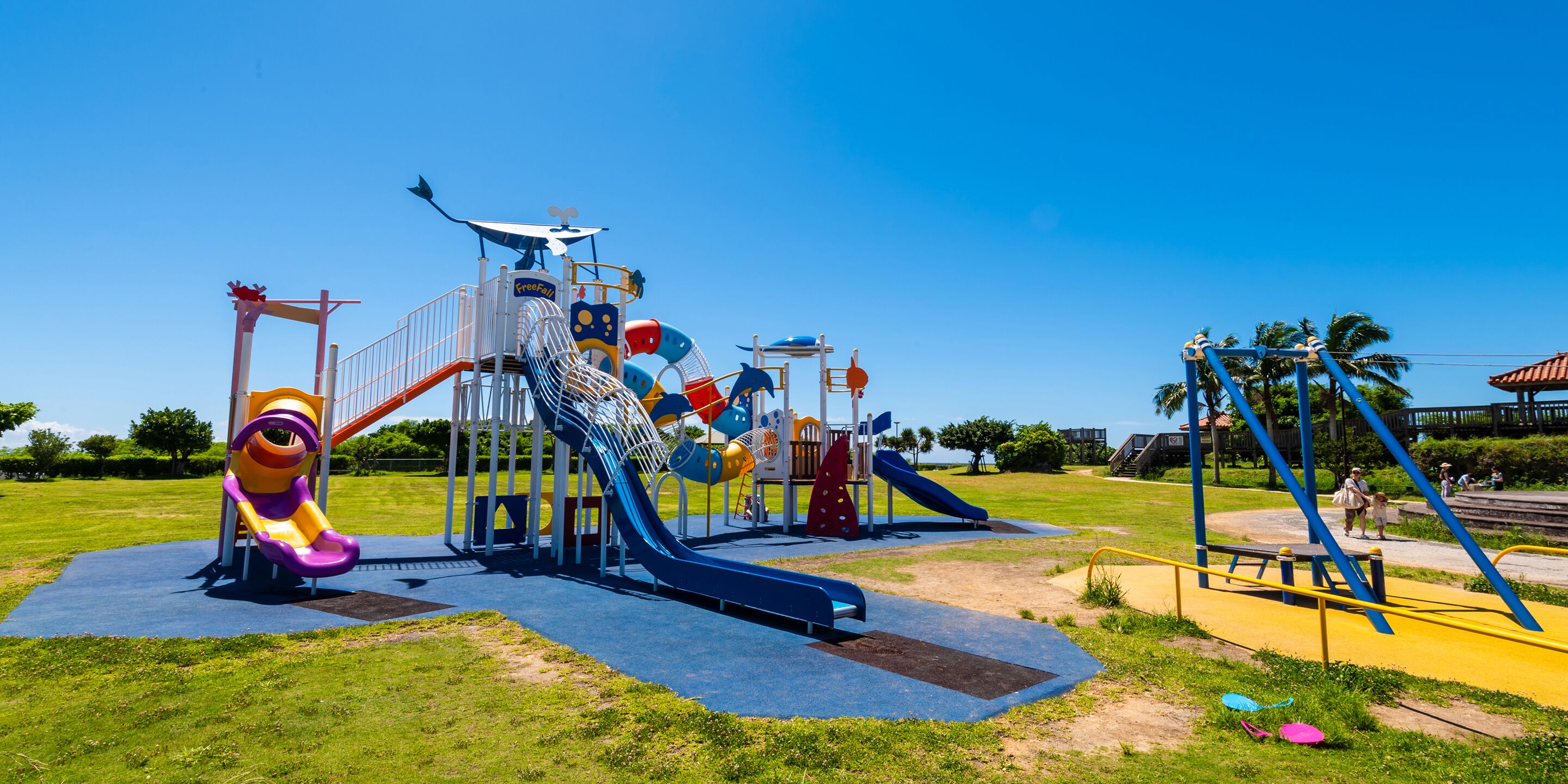 Área de juegos infantiles al aire libre