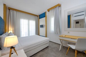 Comfort-Suite | Minibar, Zimmersafe, Verdunkelungsvorhänge, schallisolierte Zimmer