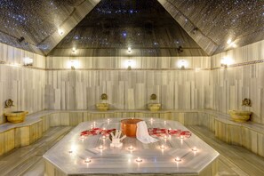 Un sauna, baño turco/hammam, tratamientos corporales