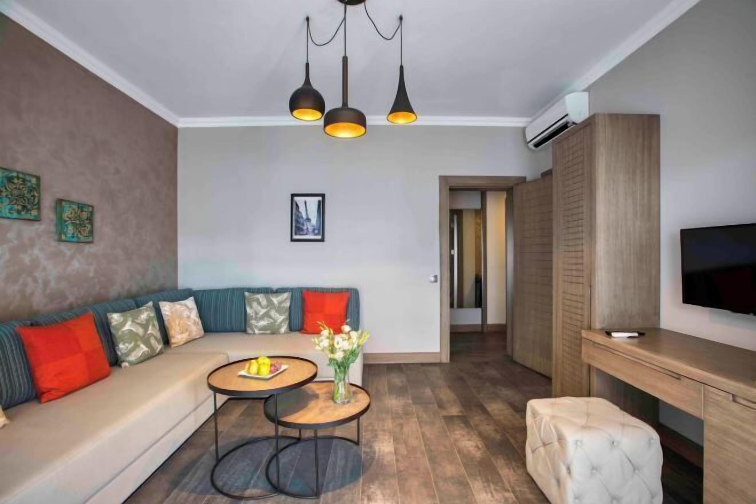 Living area | LCD TV, table tennis