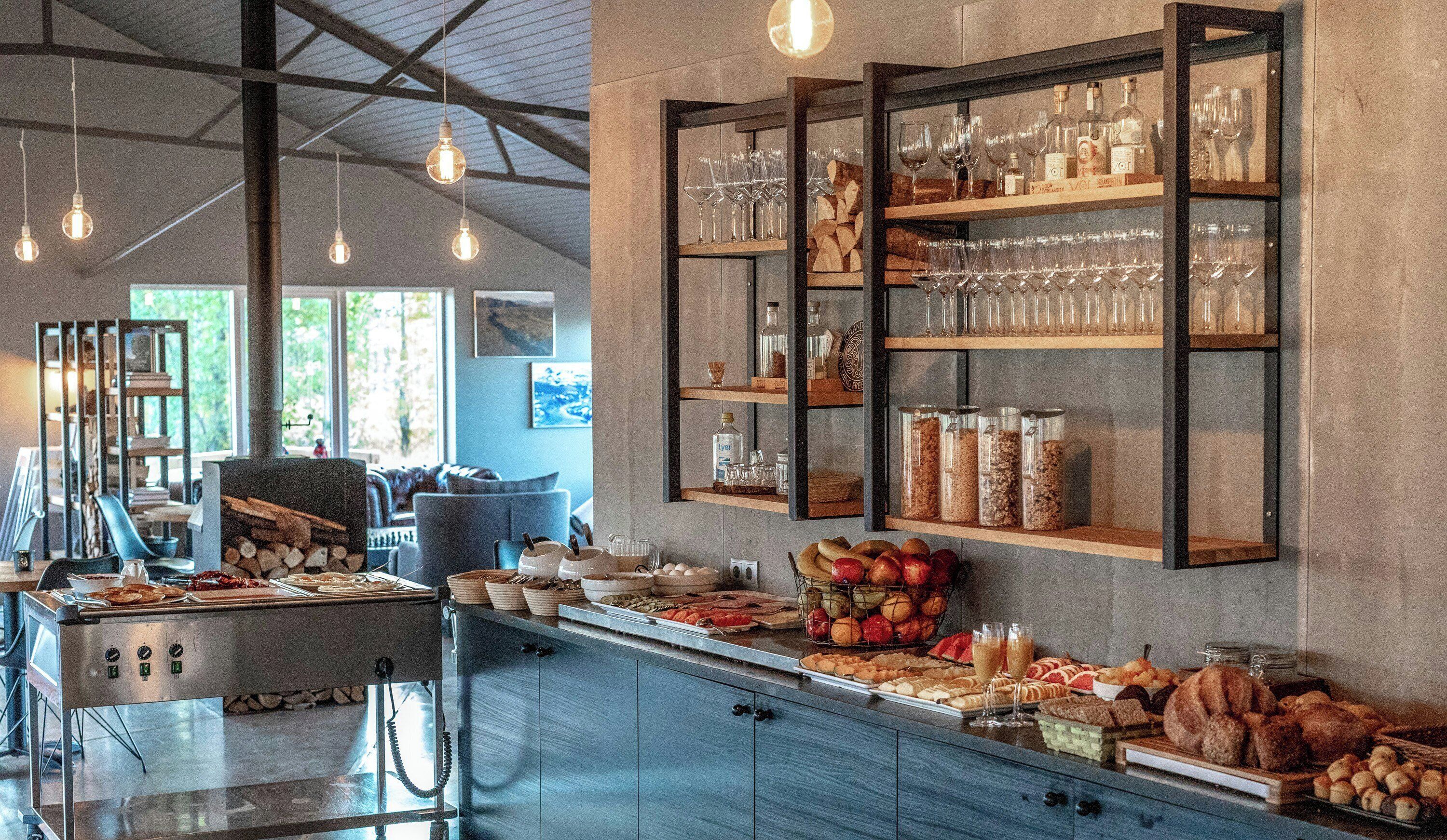 Daily buffet breakfast (ISK 4500 per person)